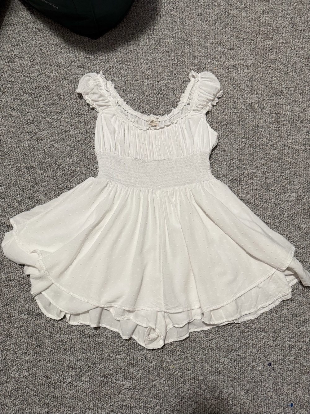 Urban Outfitters White Swiss Dot Ruffle Romper Playsuit Womens LG